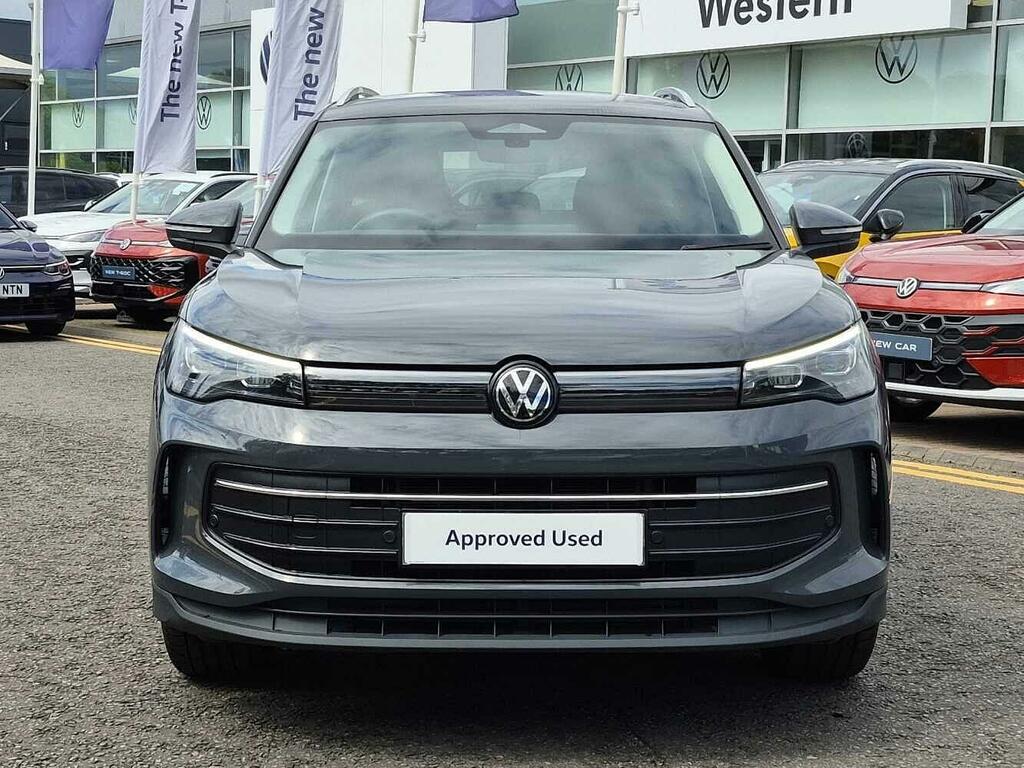 Volkswagen Tiguan Match Black #7