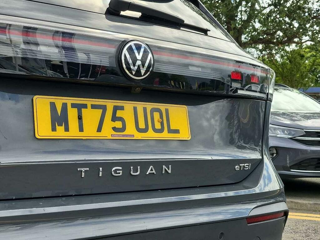 Volkswagen Tiguan Match Black #41