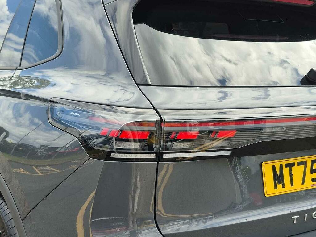 Volkswagen Tiguan Match Black #39