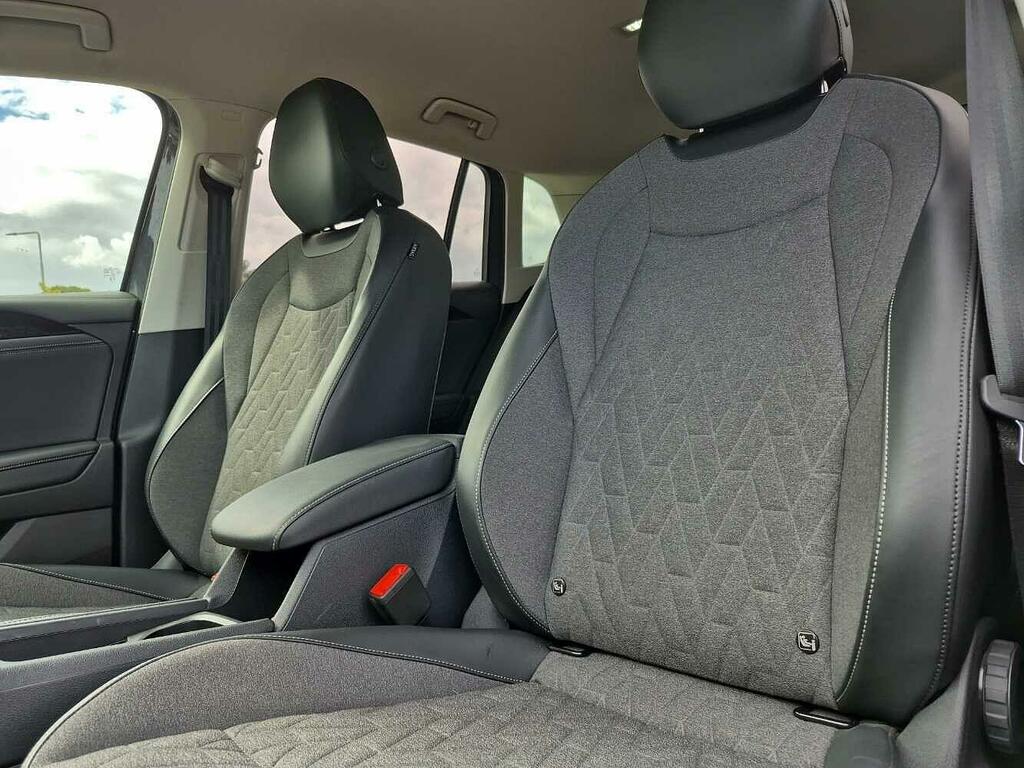 Volkswagen Tiguan Match Black #35