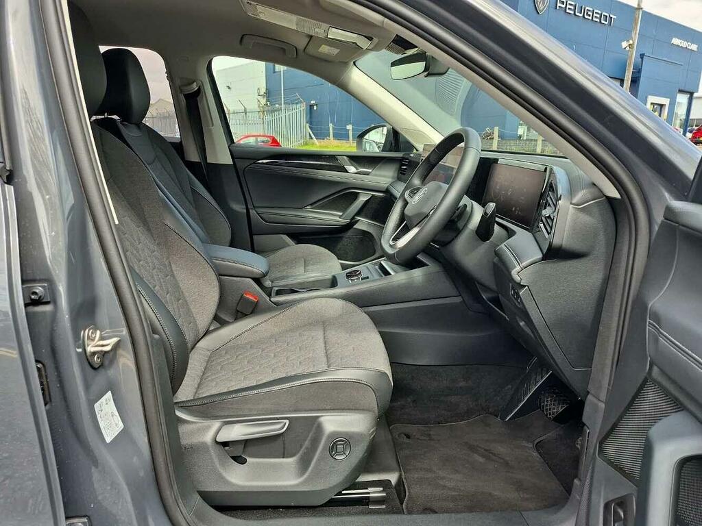 Volkswagen Tiguan Match Black #15