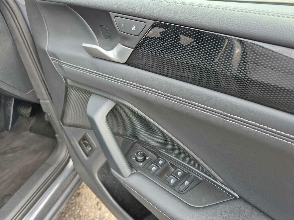Volkswagen Tiguan Match Black #20