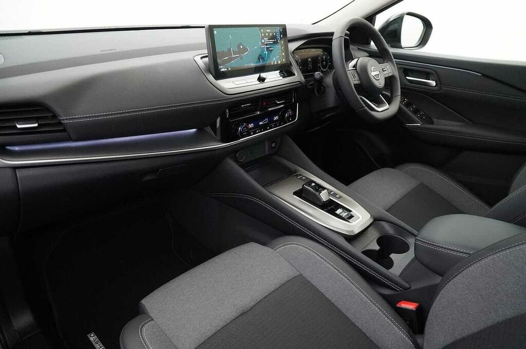 Nissan Qashqai 1.3 Dig-t Mh Tekna  #2