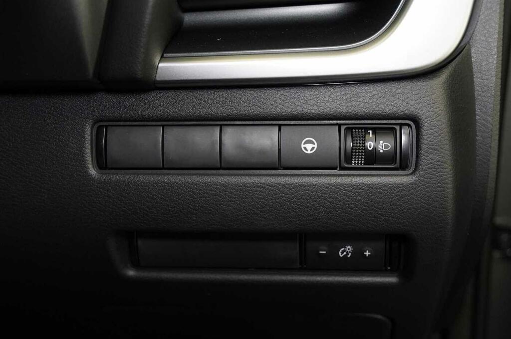 Nissan Qashqai 1.3 Dig-t Mh Tekna  #37