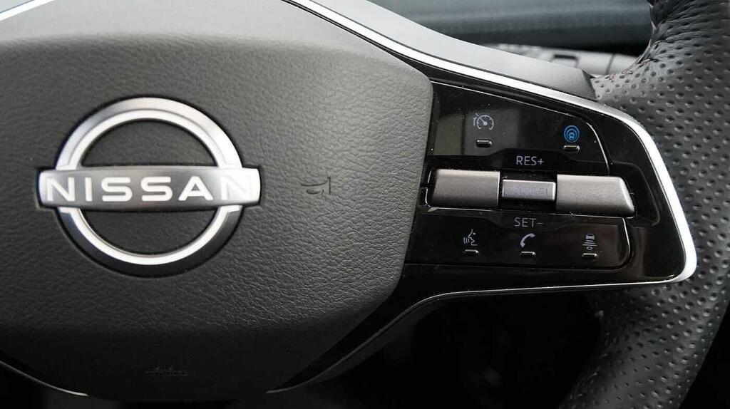Nissan Ariya Advance Sky Pack 178Kw White #39