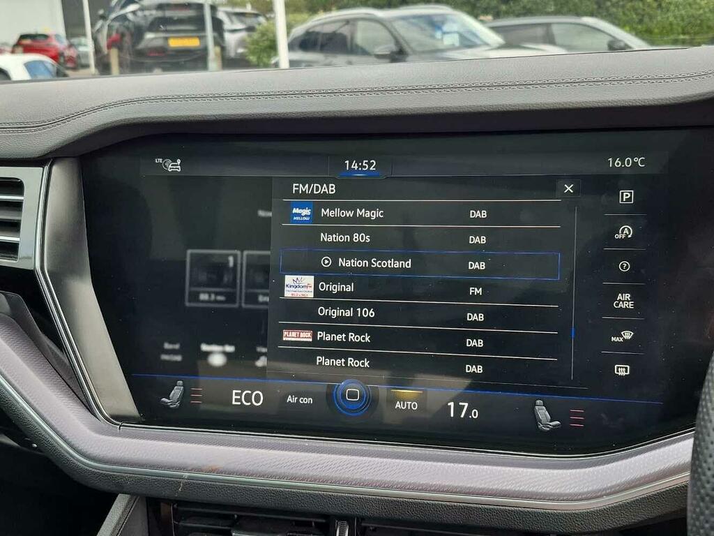 Volkswagen Touareg R-line Tech Plus Black #26