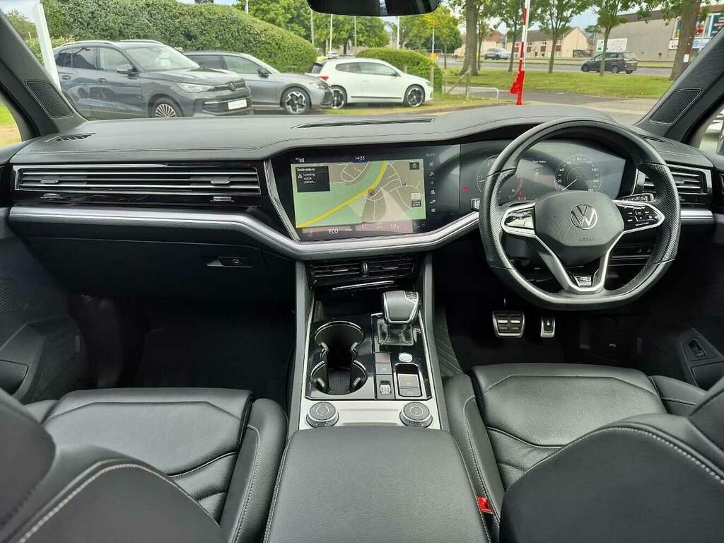 Volkswagen Touareg R-line Tech Plus Black #12