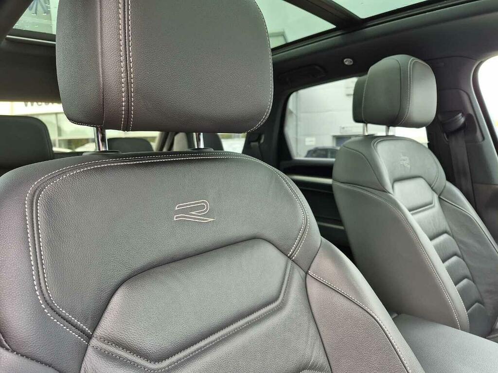 Volkswagen Touareg R-line Tech Plus Black #19