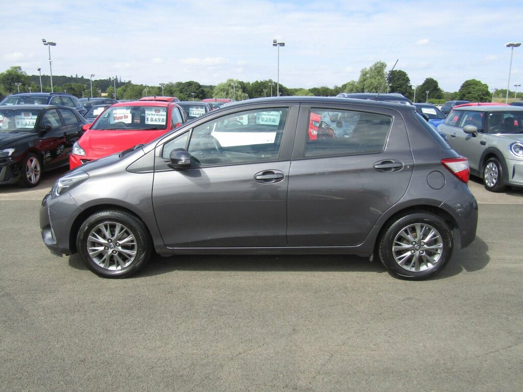 Toyota Yaris 1.5 Vvt-i Icon Euro 6 Grey #5