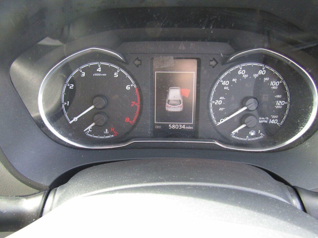 Toyota Yaris Vvt I Icon Tech Red #17