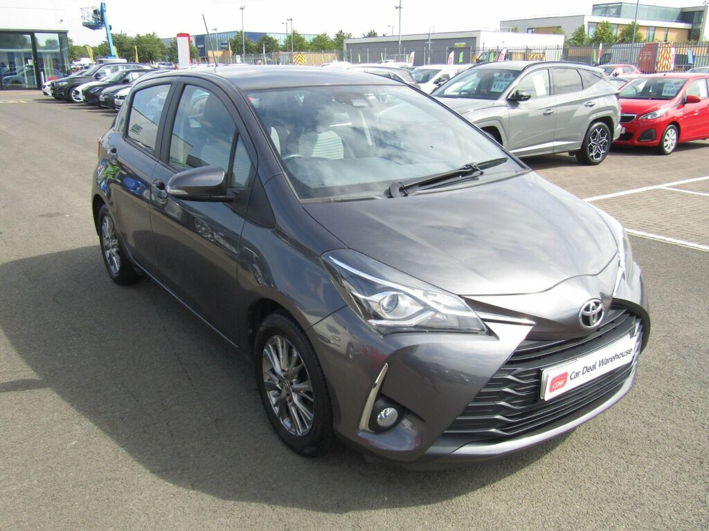 Toyota Yaris 1.5 Vvt-i Icon Euro 6 Grey #4