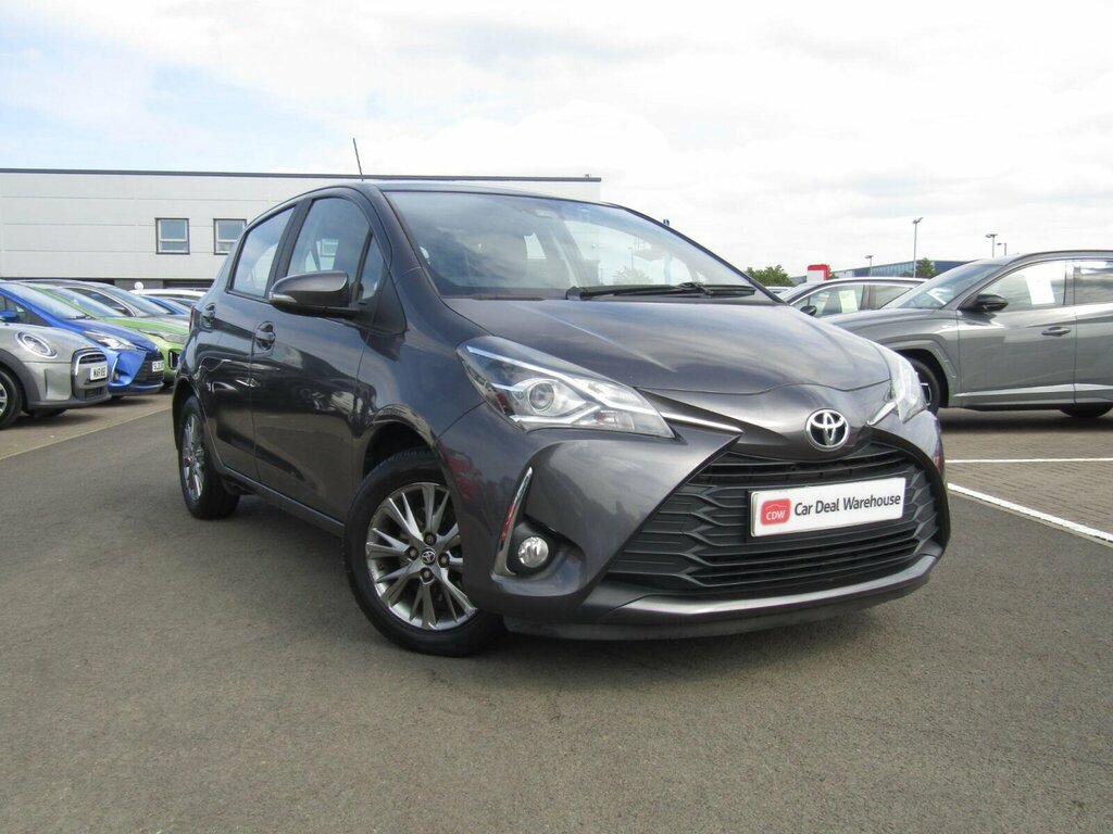 Toyota Yaris 1.5 Vvt-i Icon Euro 6 Grey