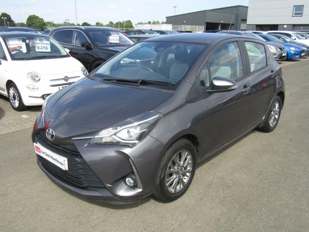 Toyota Yaris 1.5 Vvt-i Icon Euro 6 Grey #3