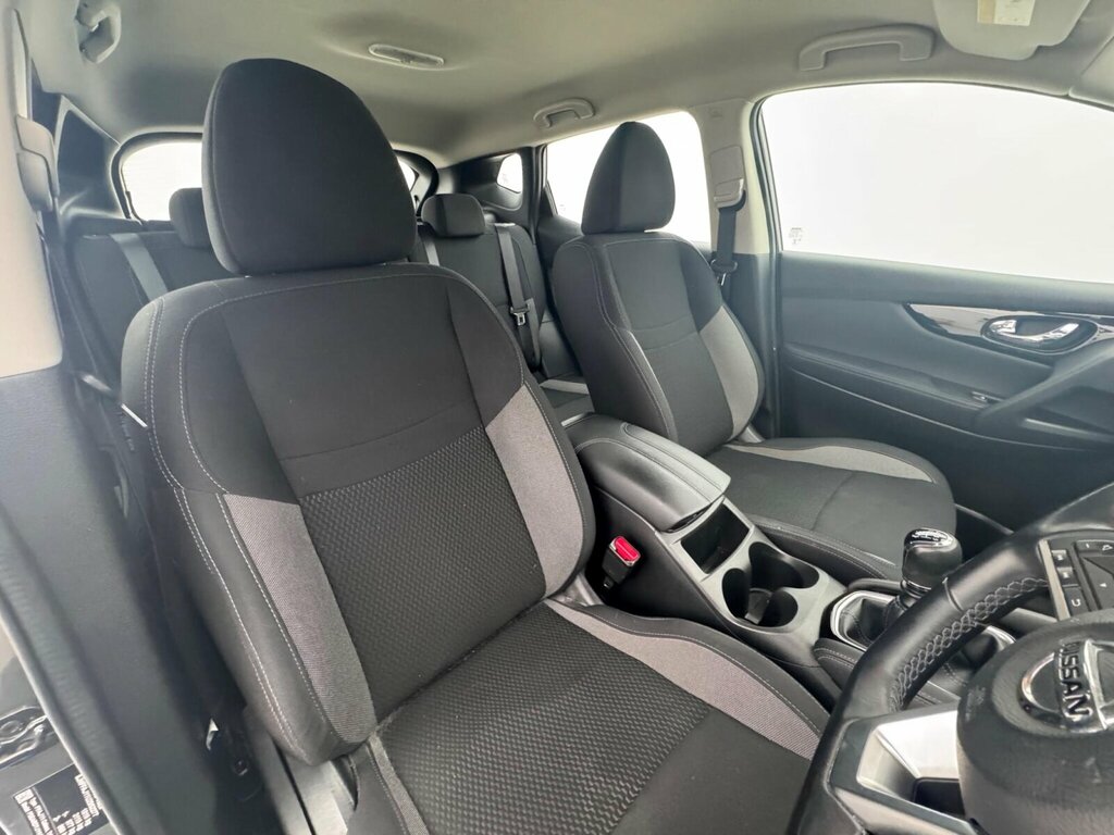 Nissan Qashqai Dig-t Tekna Plus Dct Black #10