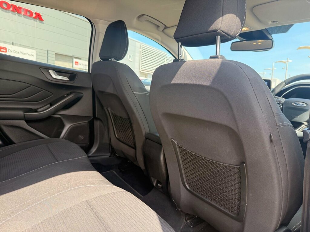 Ford Focus 1.0 Ecoboost 125 St-line X - Heated Seats, Par Blue #17