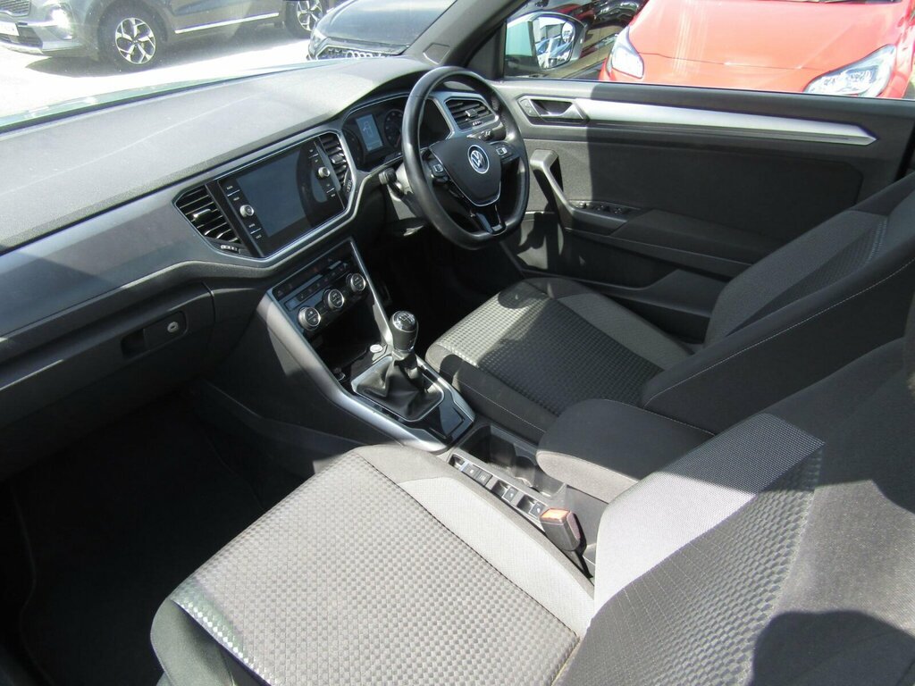 Volkswagen T-Roc 1.0 Tsi 110 Active Grey #8