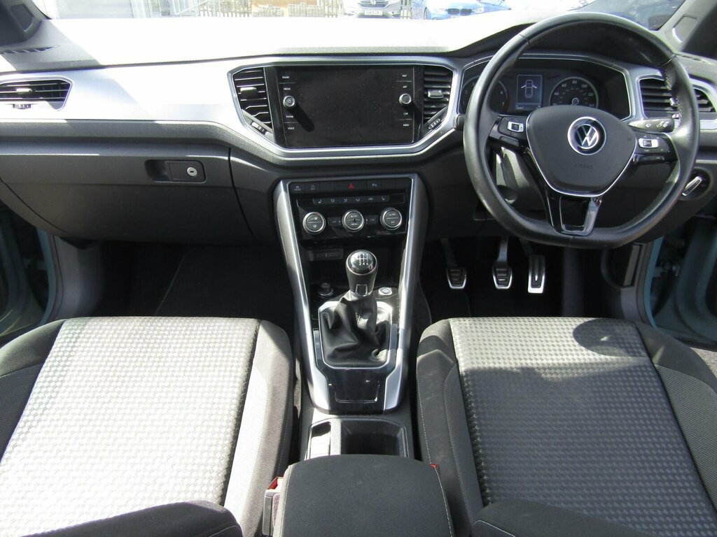 Volkswagen T-Roc 1.0 Tsi 110 Active Grey #7