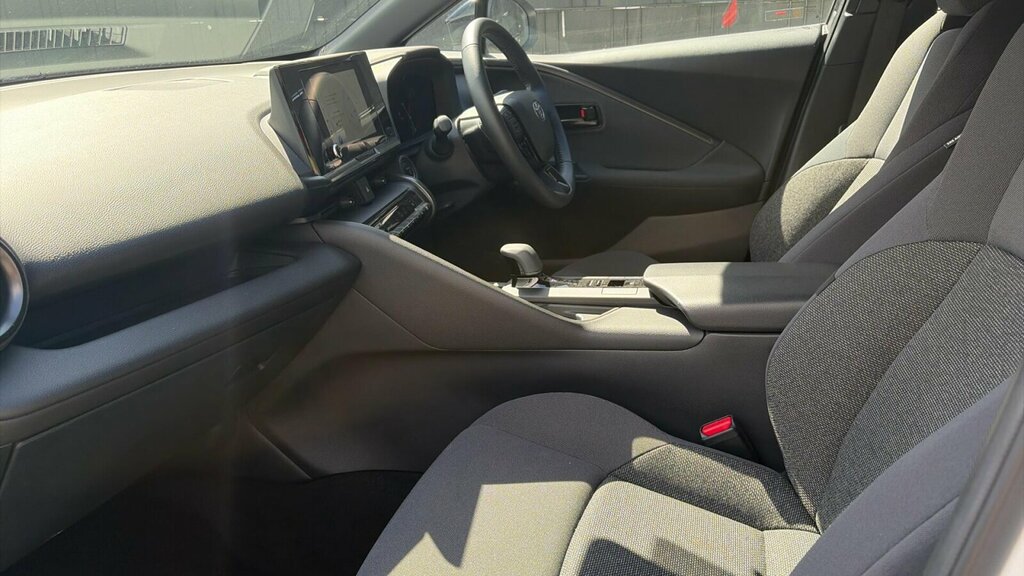 Toyota C-Hr 1.8 Vvt-h Icon Cvt Euro 6 Ss White #5
