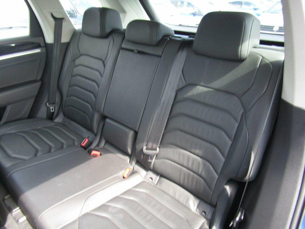 Volkswagen Touareg 3.0 V6 Tdi 4Motion R-line Tip Black #12