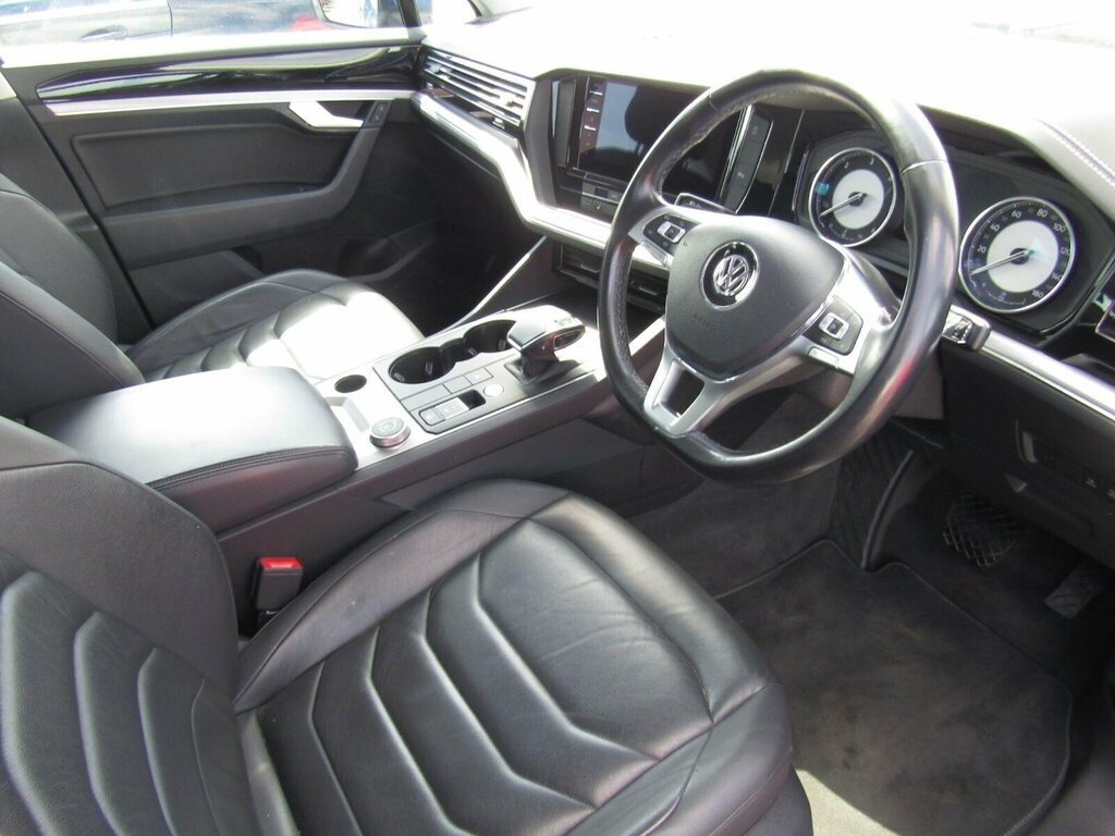 Volkswagen Touareg 3.0 V6 Tdi 4Motion R-line Tip Black #15