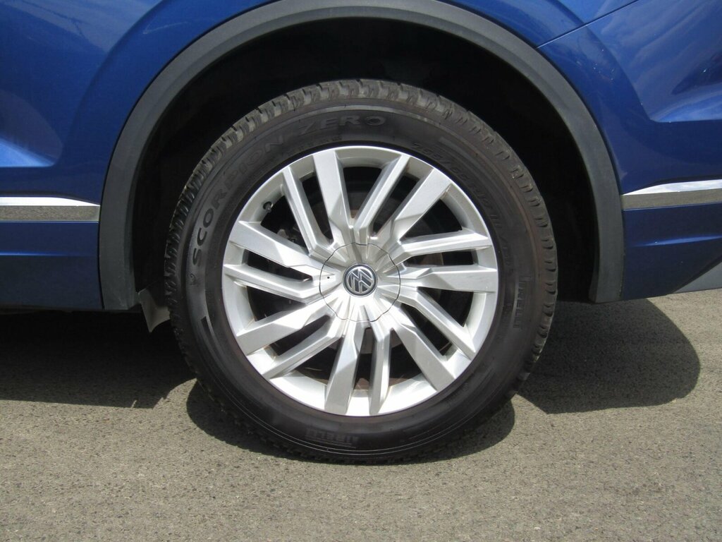 Volkswagen Touareg 3.0 V6 Tdi 4Motion R-line Tip Black #10