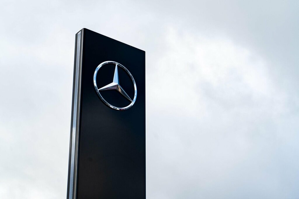 Mercedes-Benz GLC Class Glc 300D 4Matic Amg Line Premium Pls 9G-tronic Silver #43