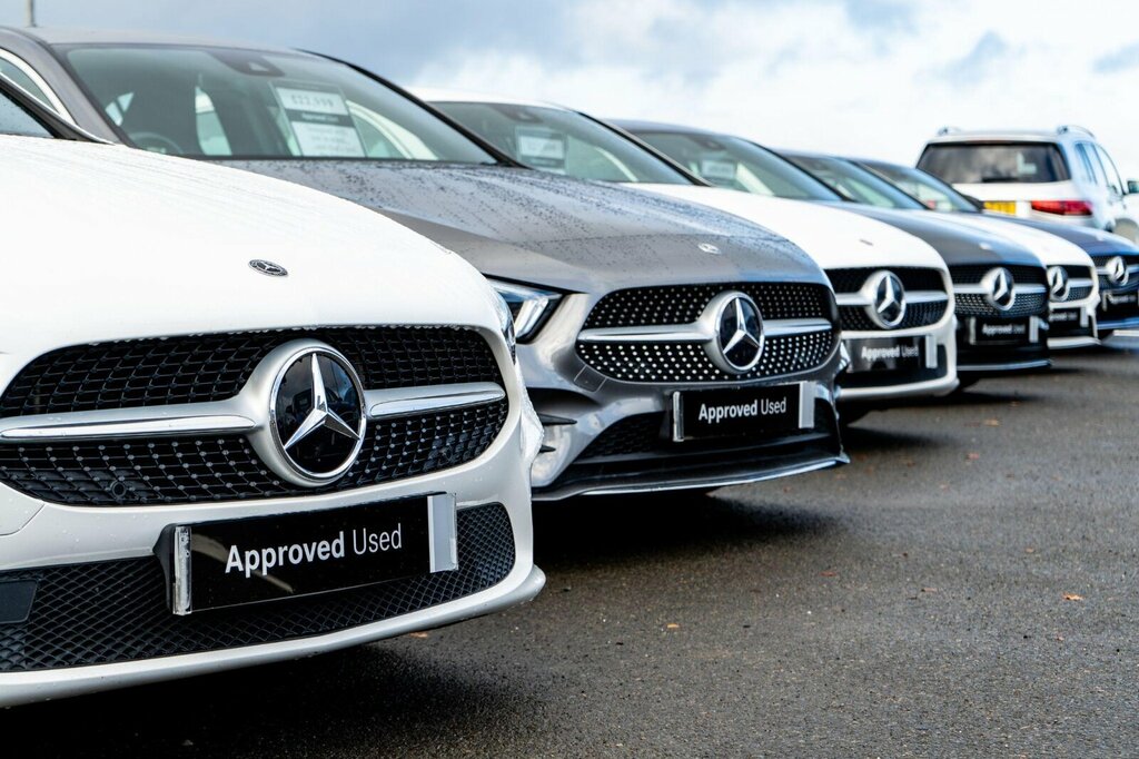 Mercedes-Benz GLC Class Glc 300D 4Matic Amg Line Premium Pls 9G-tronic Silver #44