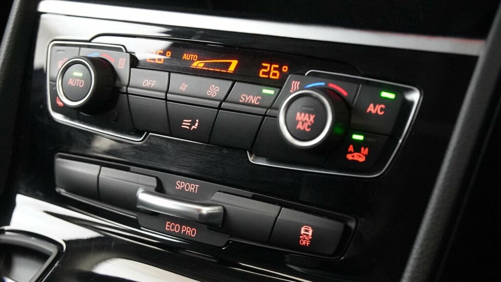 BMW 2 Series 1.5 218I M Sport White #32