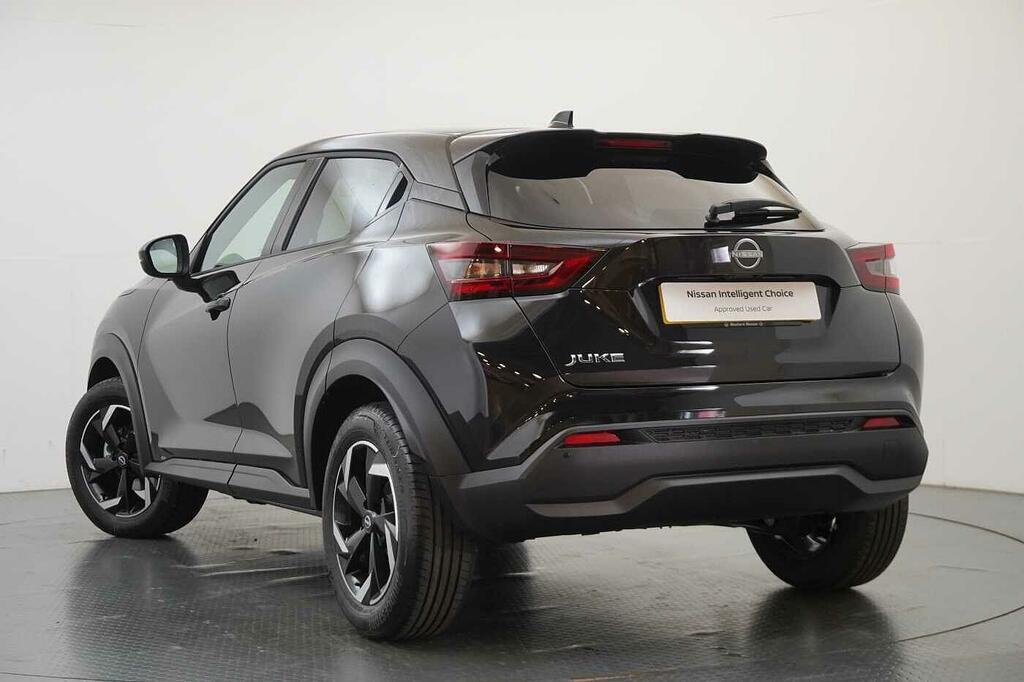 Nissan Juke 1.0 Dig-t 114 N-connecta Dct With Sat Nav And Black #3
