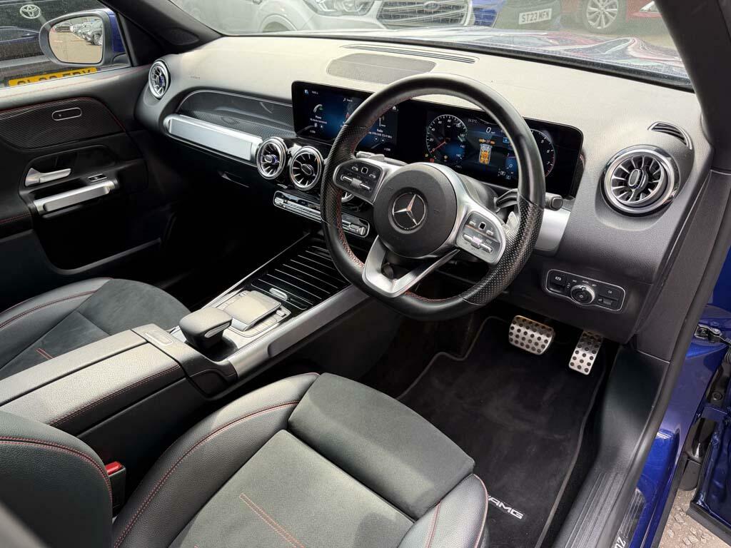Mercedes-Benz GLB Class Glb 200 Amg Line Premium 7G-tronic White #26