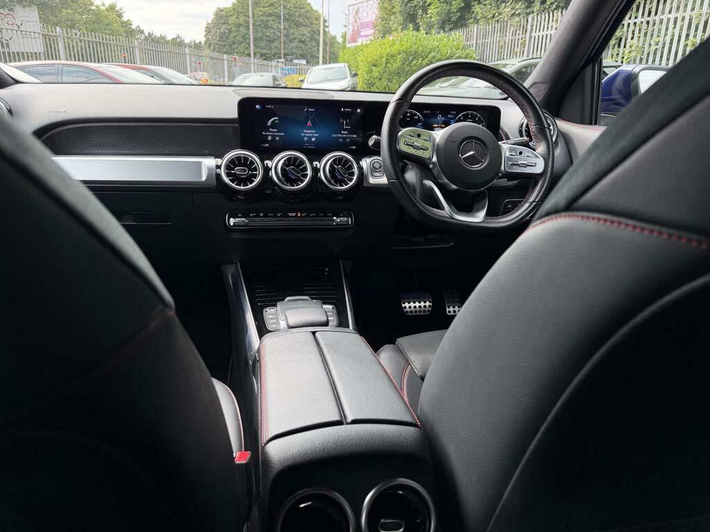 Mercedes-Benz GLB Class Glb 200 Amg Line Premium 7G-tronic White #16