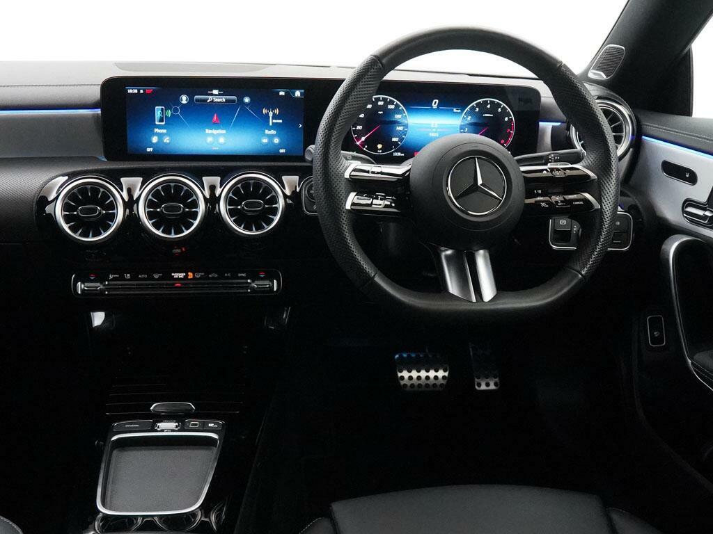 Mercedes-Benz CLA Class Cla 180 Amg Line Premium Plus Grey #5