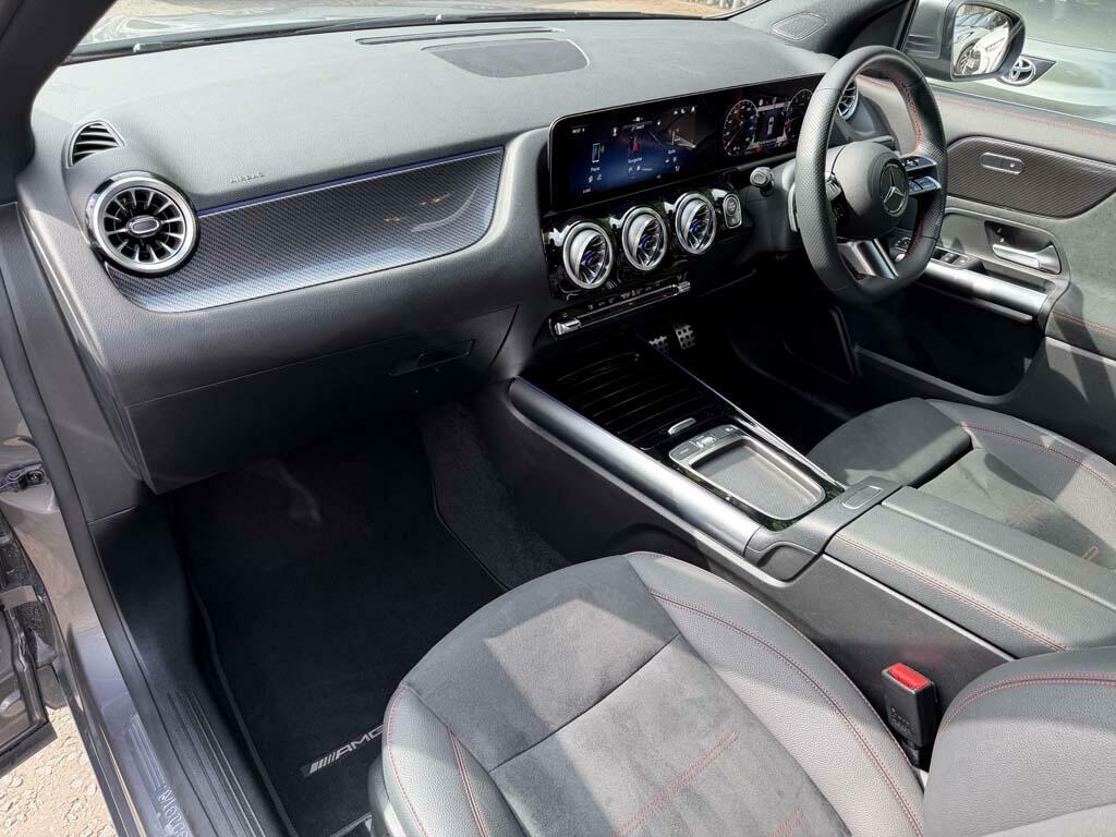 Mercedes-Benz GLA Class Gla 200 Amg Line Executive Grey #3