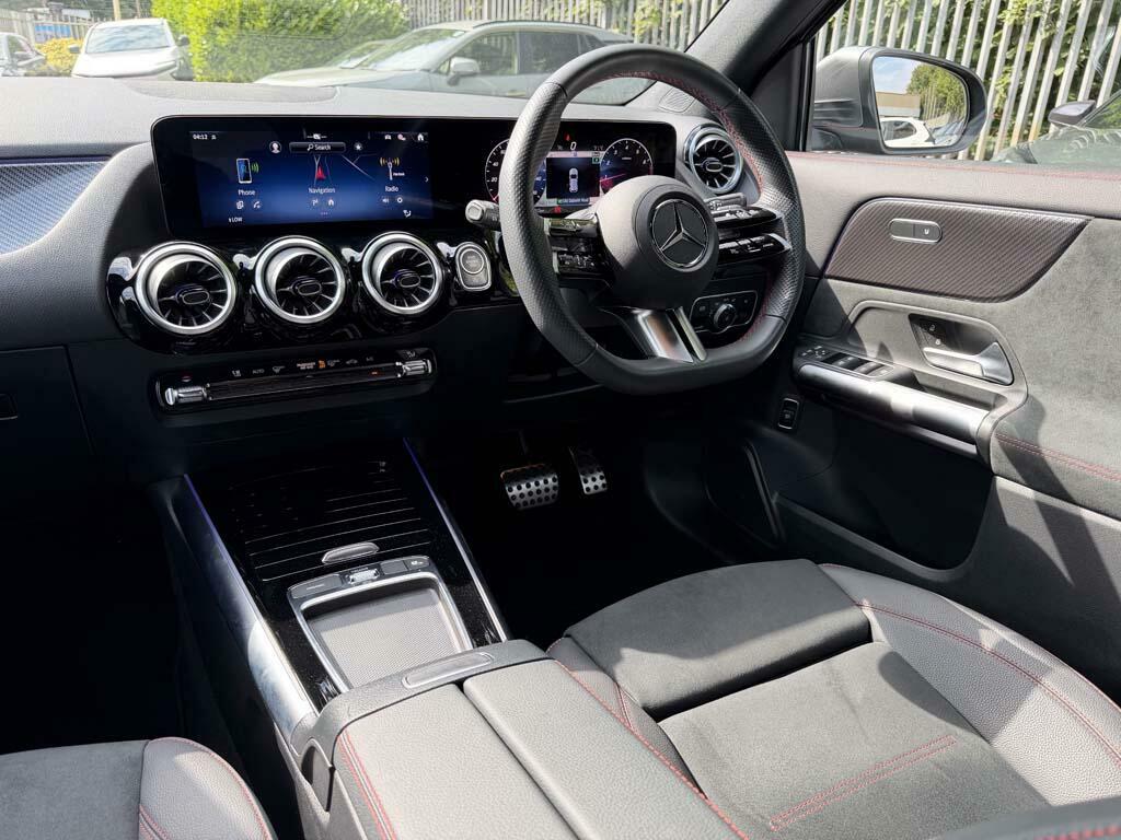 Mercedes-Benz GLA Class 1.3 Gla200 Mhev Amg Line Executive Suv Petro Grey #31