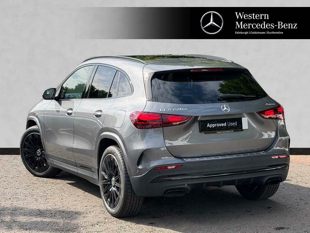 Mercedes-Benz GLA Class Gla 220 D 4Matic Amg Line Premium Plus Grey #2