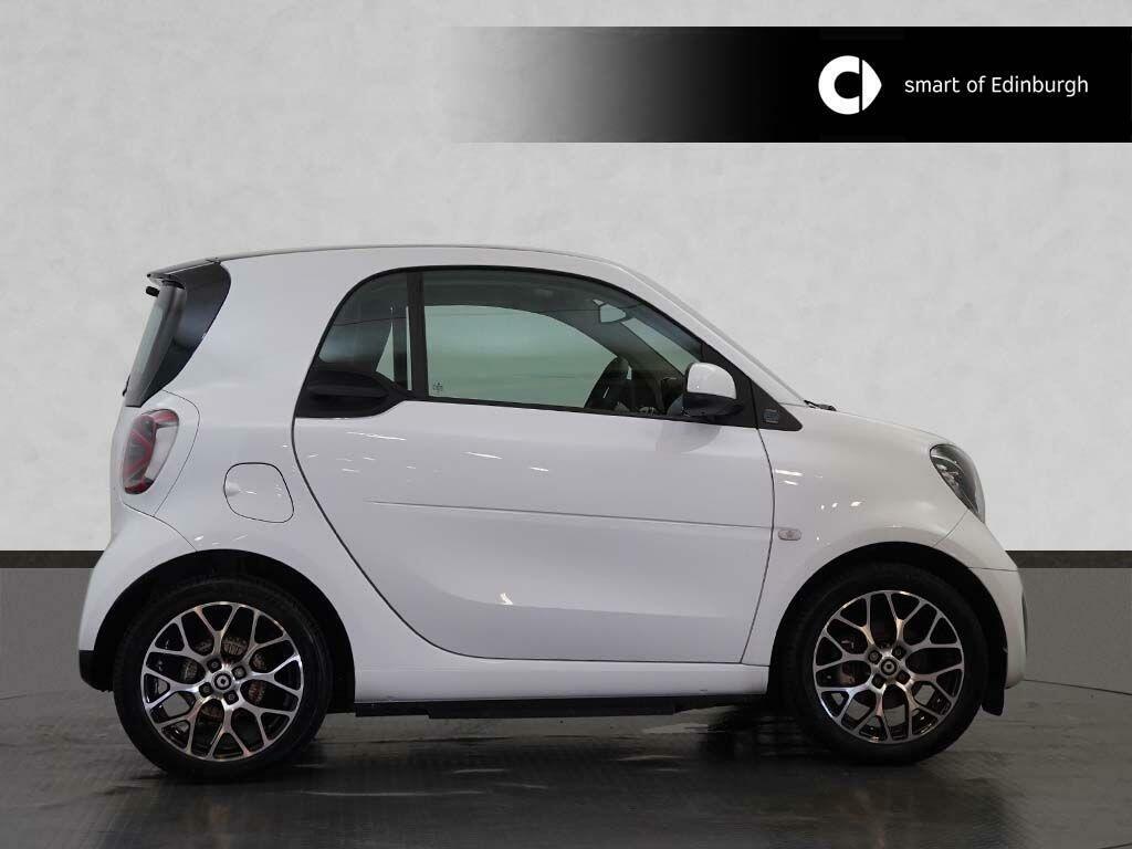 Smart Fortwo Coupe 17.6Kwh Prime Exclusive 22Kw Charger White #6