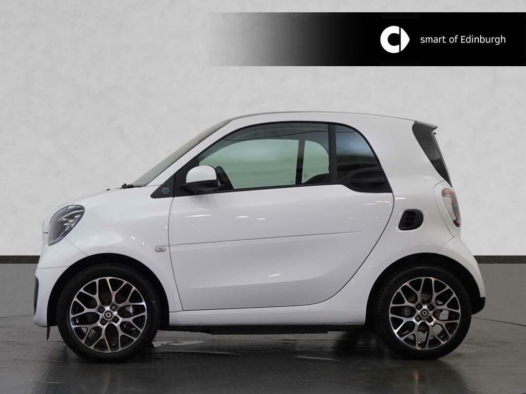 Smart Fortwo Coupe 17.6Kwh Prime Exclusive 22Kw Charger White #4