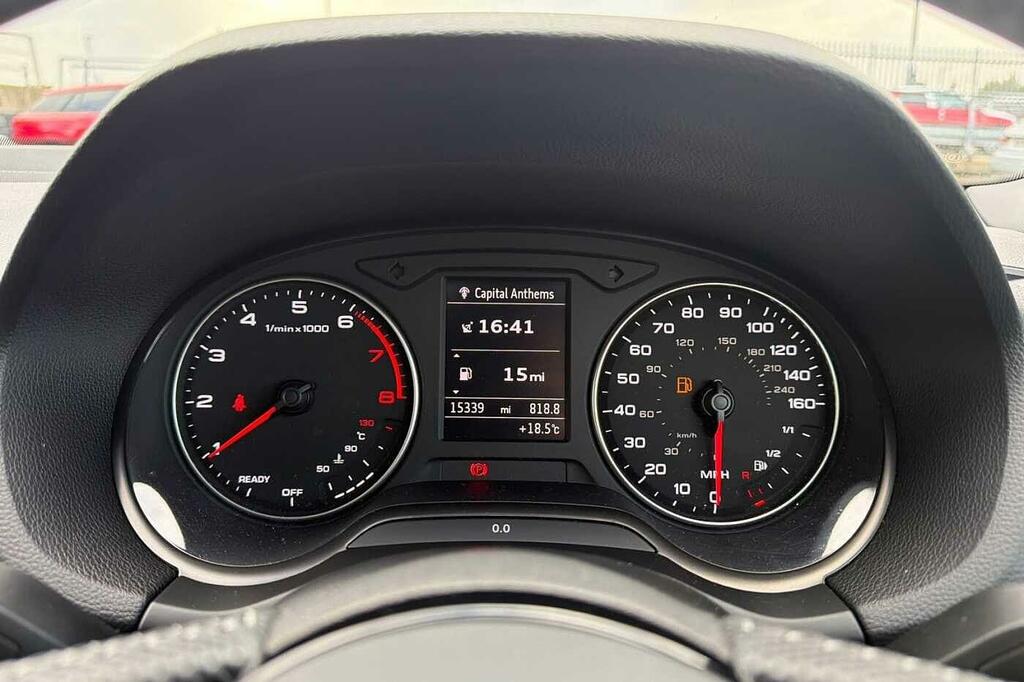 Audi Q2 Audi Estate 30 Tdi Sport White #27