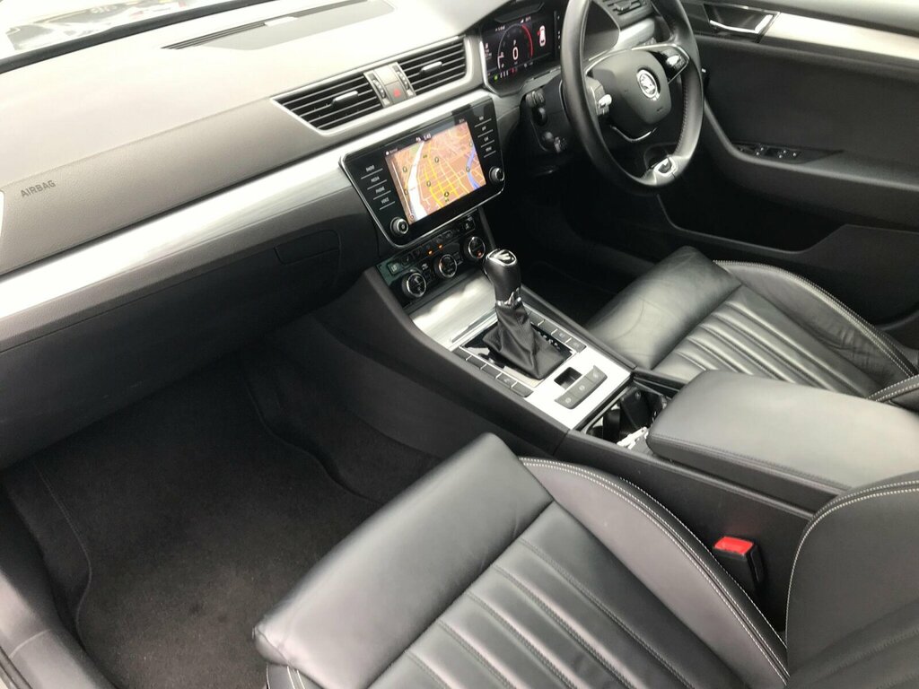 Skoda Superb 2.0 Tsi 280 Sport Line Plus 4X4 Dsg White #37