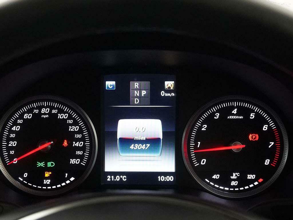Mercedes-Benz GLC Class Glc 220D 4Matic Amg Night Edition 9G-tronic Grey #31