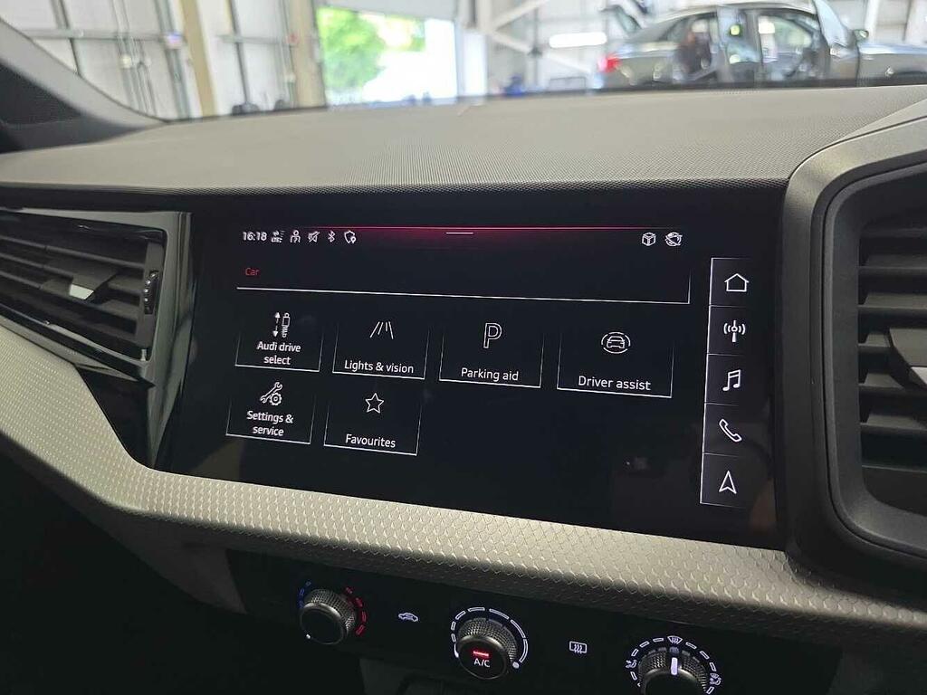 Audi A1 1.0 Tfsi 25 S Line Sportback S Tronic Green #39