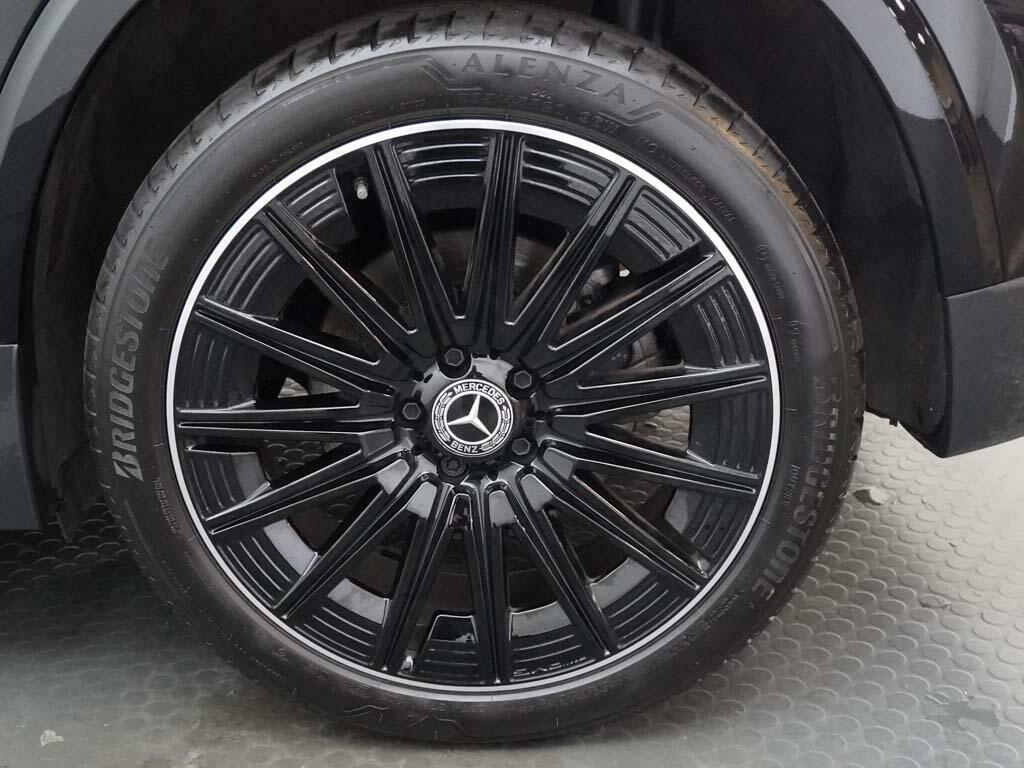 Mercedes-Benz GLA Class Gla 220 D 4Matic Amg Line Premium Plus Black #6