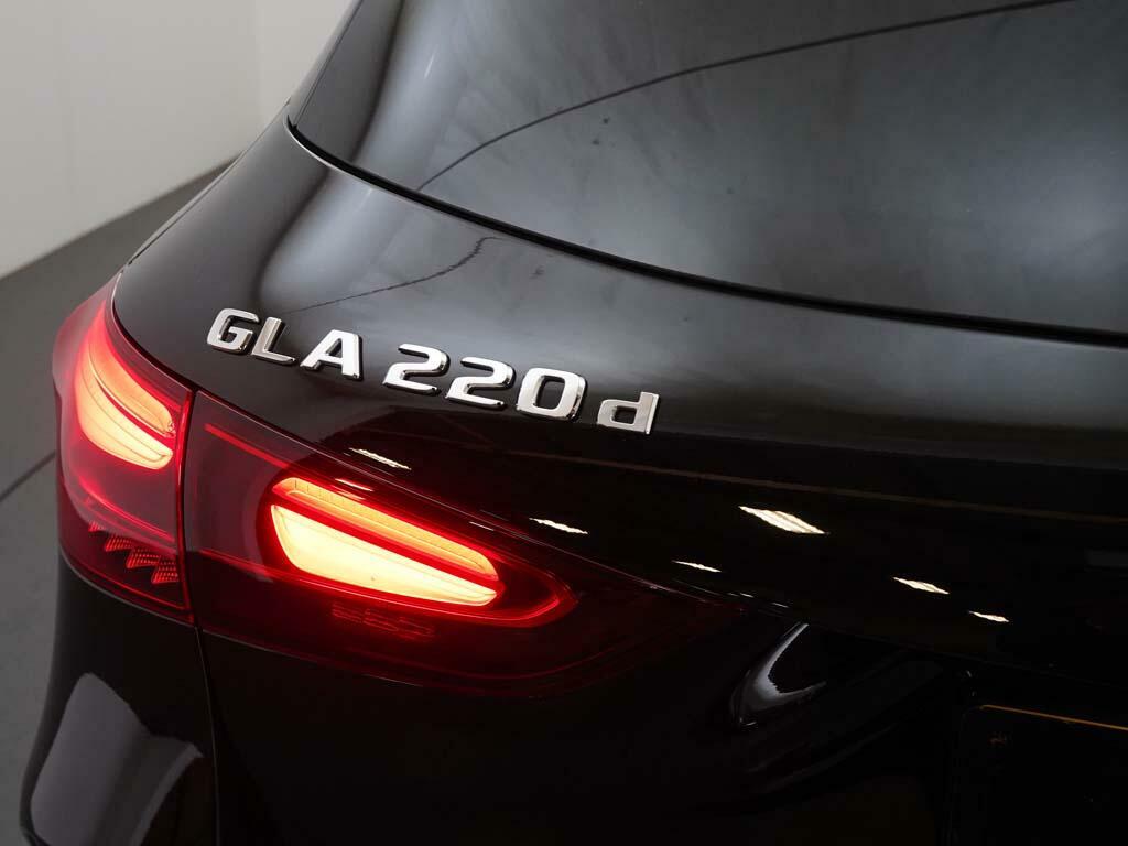 Mercedes-Benz GLA Class 180 Sport Edition 2025 #14