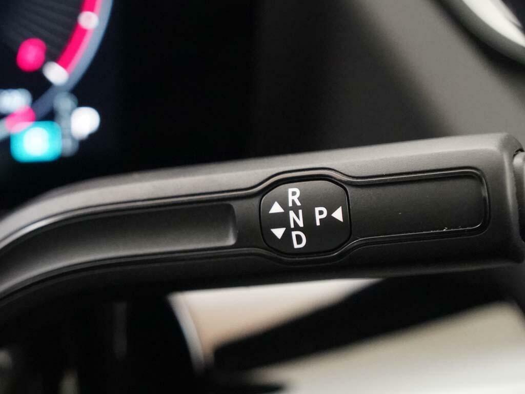 Mercedes-Benz GLA Class 180 Sport Edition 2025 #31