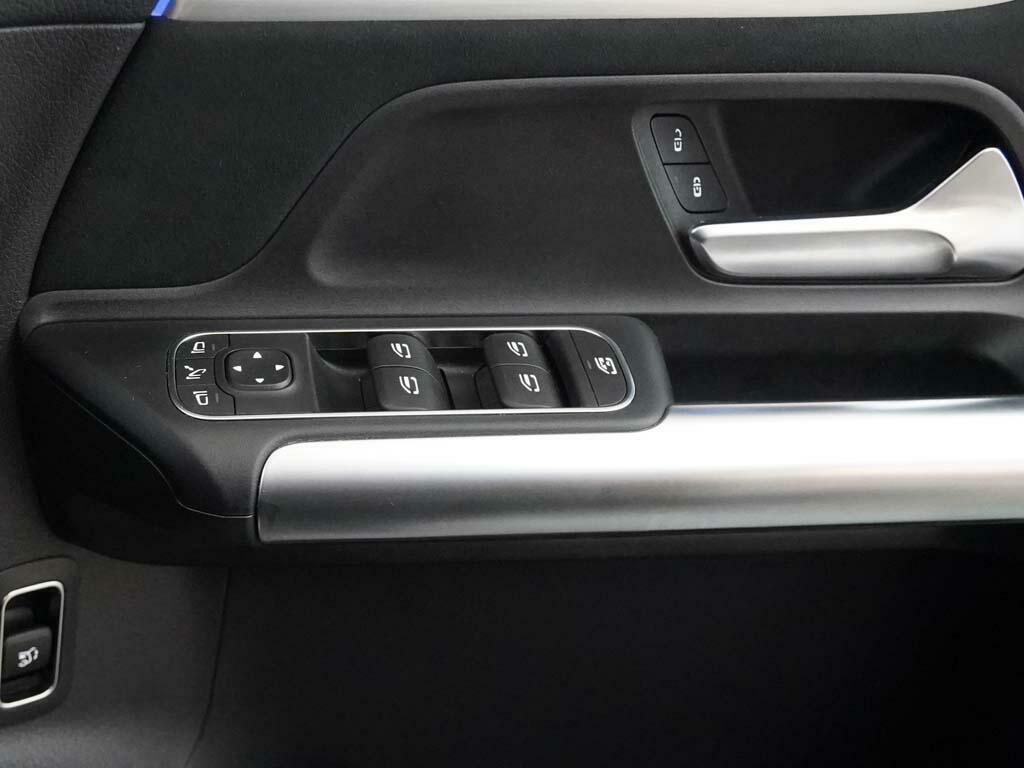 Mercedes-Benz GLA Class 180 Sport Edition 2025 #34