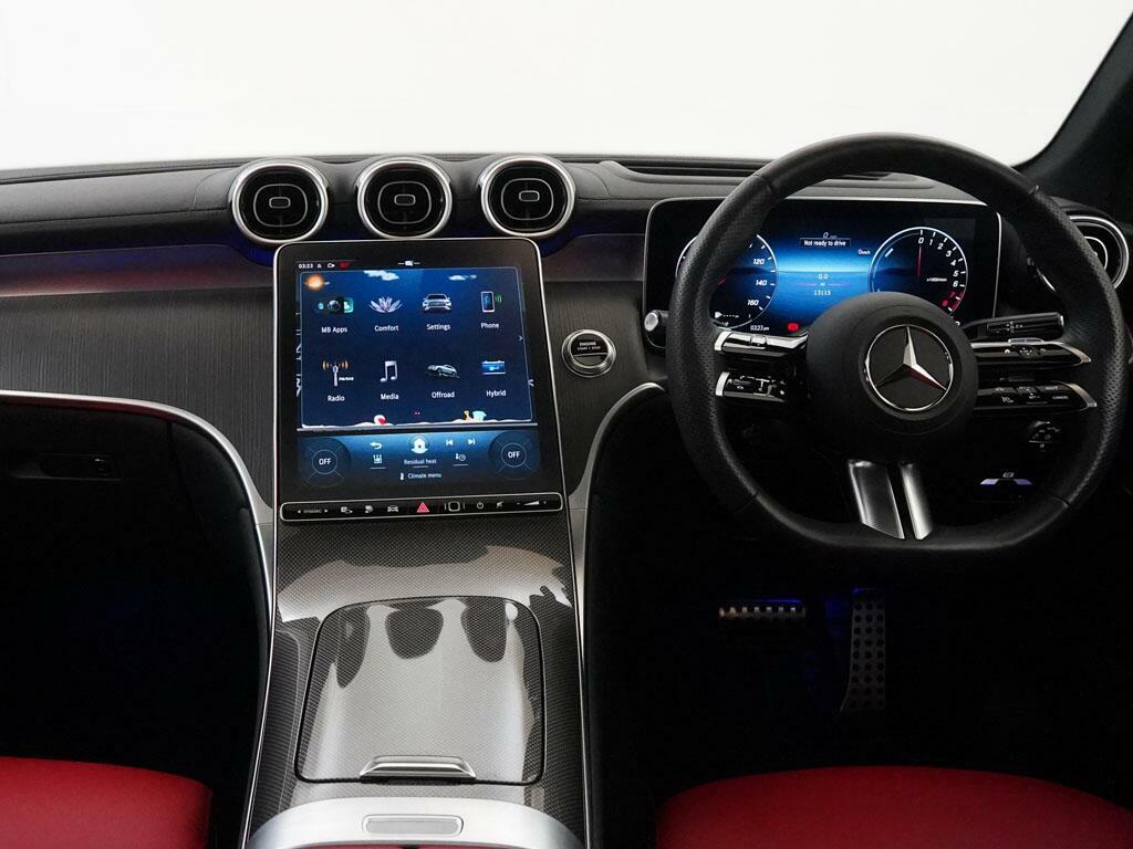 Mercedes-Benz GLC Class Glc 300 E 4Matic Amg Line Premium Plus Black #5