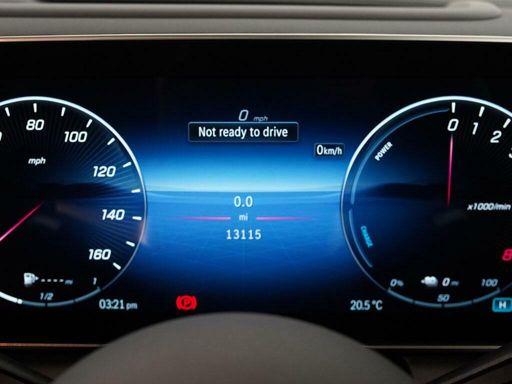 Mercedes-Benz GLC Class Glc 300 E 4Matic Amg Line Premium Plus Black #4