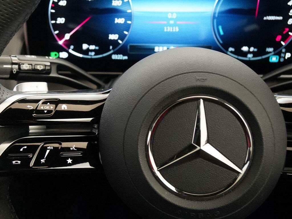 Mercedes-Benz GLC Class Glc 300 4Matic Amg Line Premium Plus 9G-tronic Black #27
