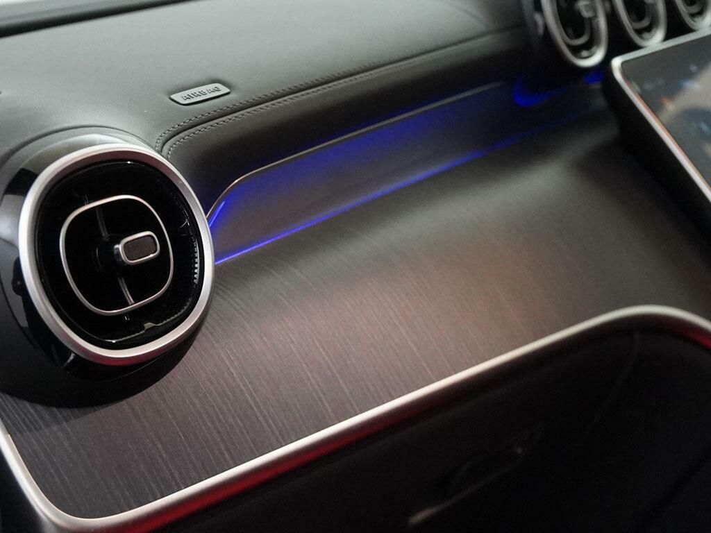 Mercedes-Benz GLC Class Glc 300 4Matic Amg Line Premium Plus 9G-tronic Black #40