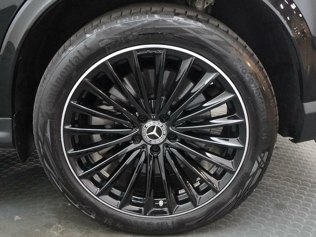 Mercedes-Benz GLC Class Glc 300 E 4Matic Amg Line Premium Plus Black #6